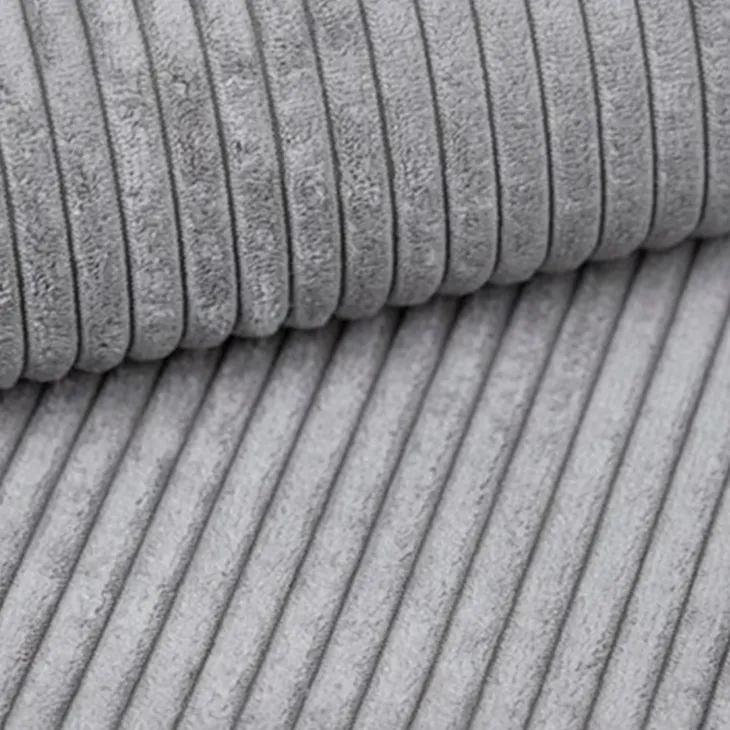 Divano letto angolare reversibile 243x142cm velluto a coste grigio chiaro Ofelia