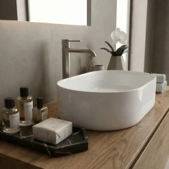 Lavabo bagno da appoggio 56x35cm a bacinella in ceramica bianco lucido Goccia