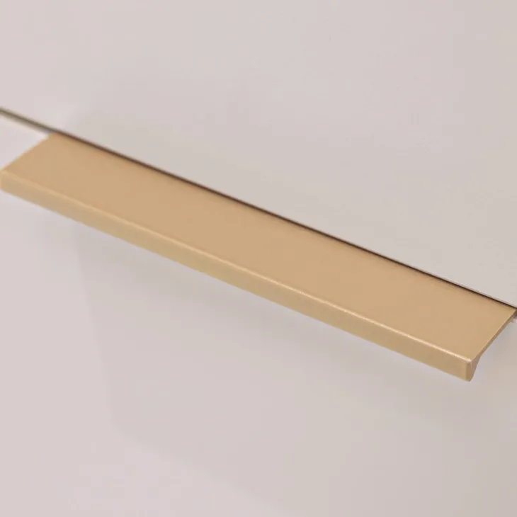Madia 150x80h cm 2 ante 3 cassetti cannettato moderna beige Vanessa