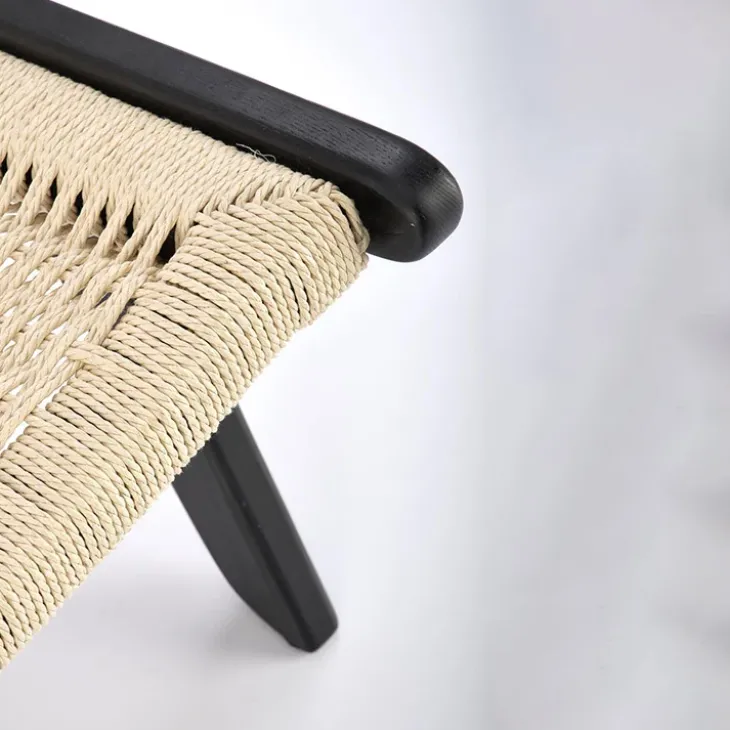 Panca relax moderna in rattan naturale nero Salvin