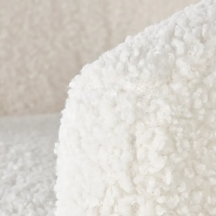 Poltrona design a pozzetto tessuto bouclè bianco crema legno Alaska