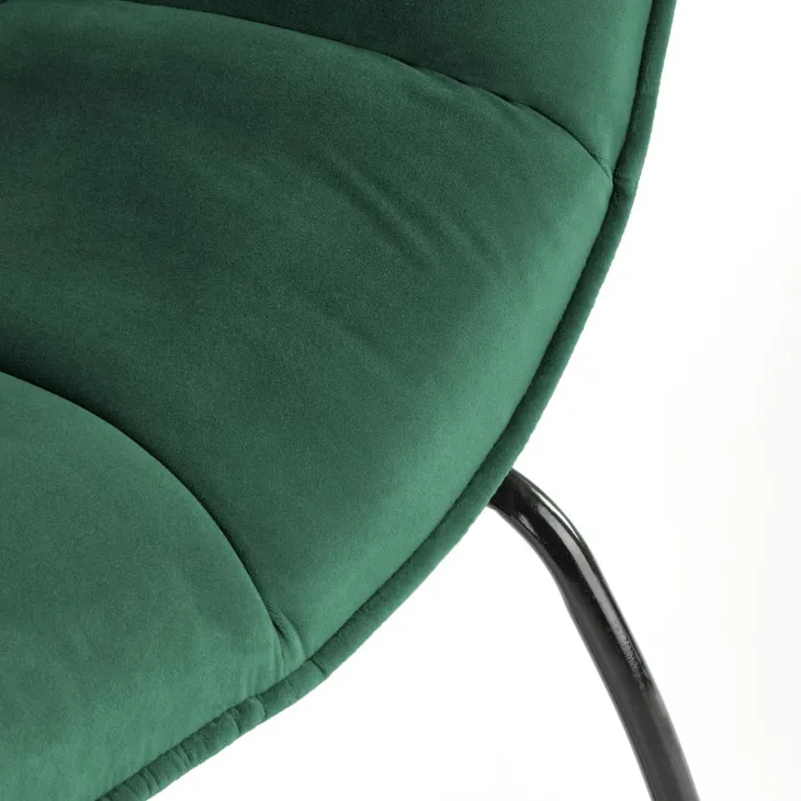 Poltrona imbottita in velluto verde nero moderna Indiana