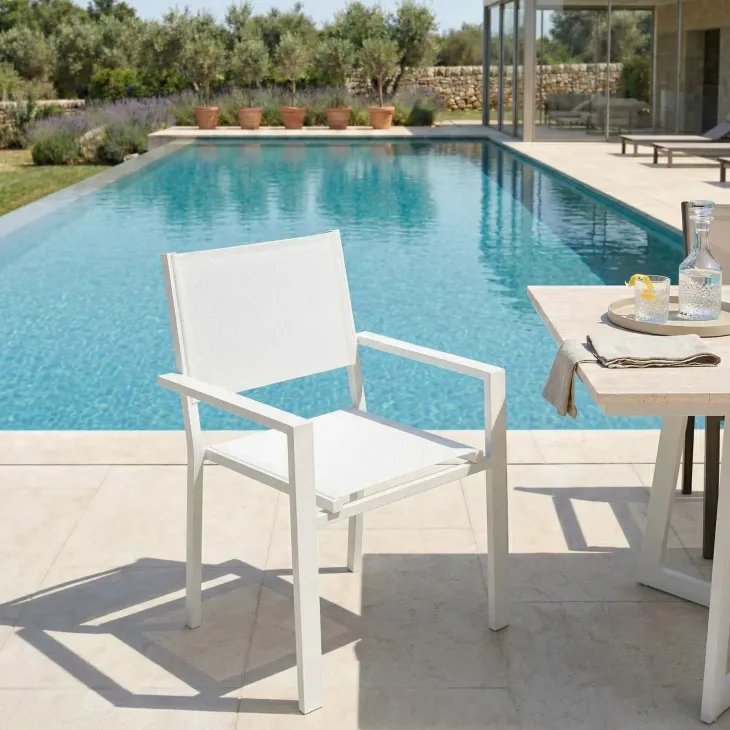 Sedia da giardino impilabile con braccioli quadrati in alluminio e textilene bianco Brezza