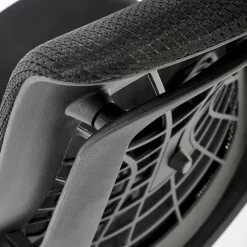 Sedia gaming con ruote regolabile in tessuto nero Riccardi