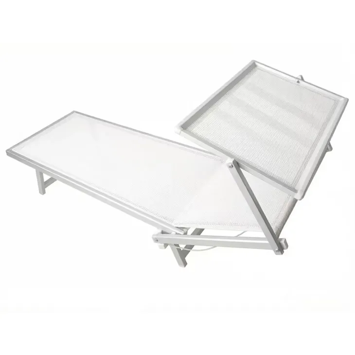 Set 2 lettini prendisole reclinabili in alluminio e textilene grigio chiaro con tettuccio Apollo