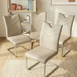 Set 4 sedie sala da pranzo imbottite in ecopelle beige con gambe in metallo Soraya