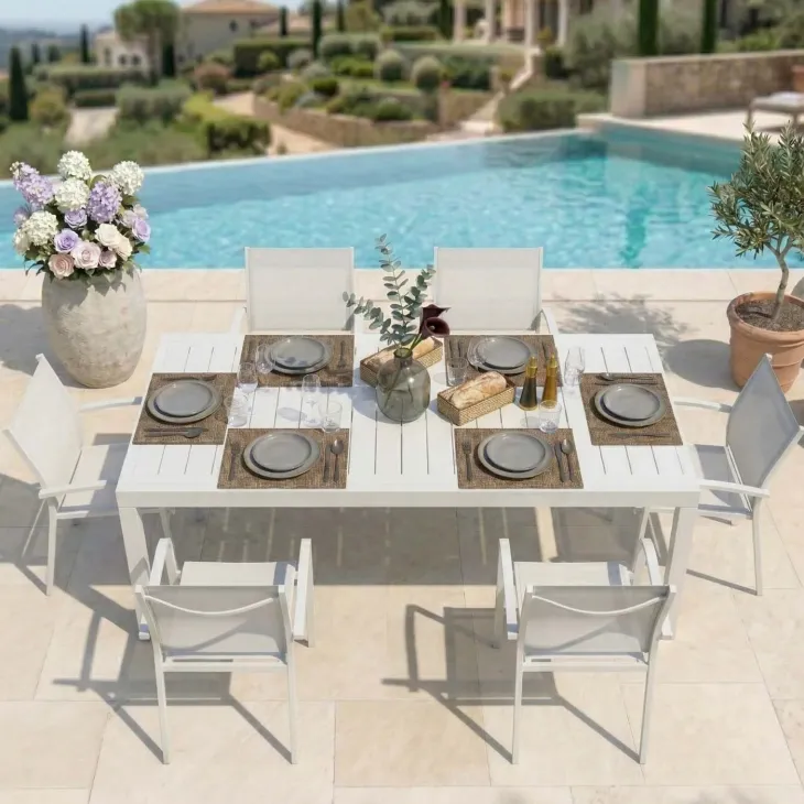 Set tavolo da giardino allungabile 200/300cm bianco + 6 sedie con braccioli tondi bianco Brezza